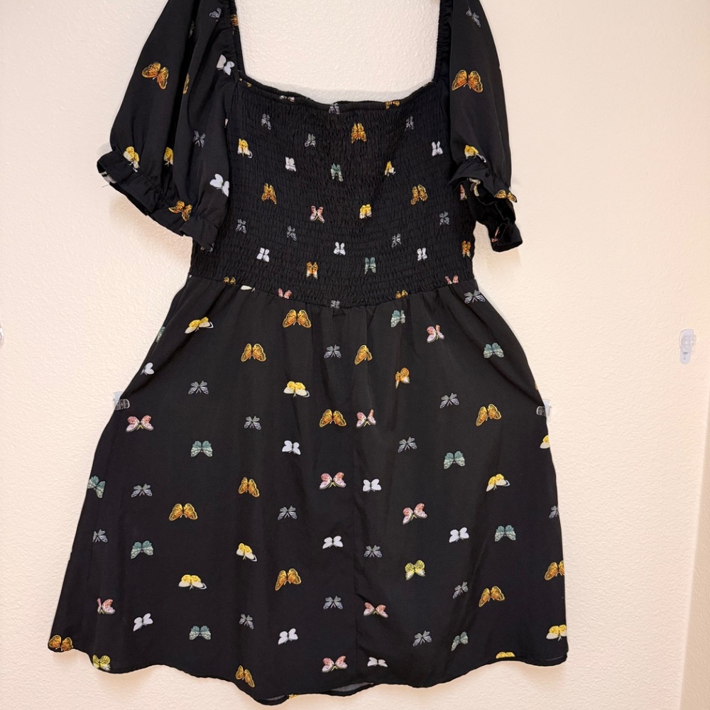 SHEIN Curve Butterfly Print Smock Fit & Flare Puff Sleeve Dress 1XL Black Women - Picture 2 of 7